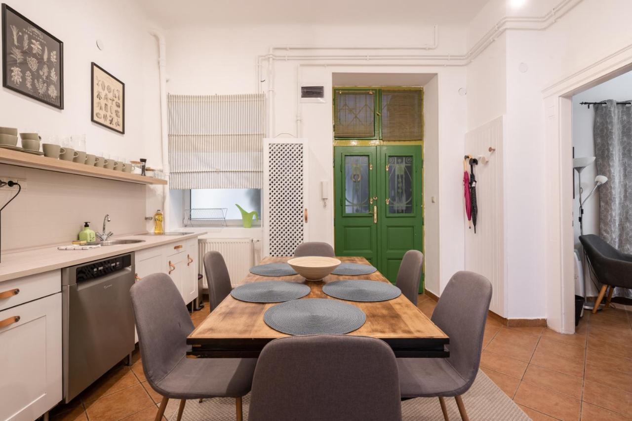 Gellert Mountain Apartment บูดาเปสต์ ภายนอก รูปภาพ