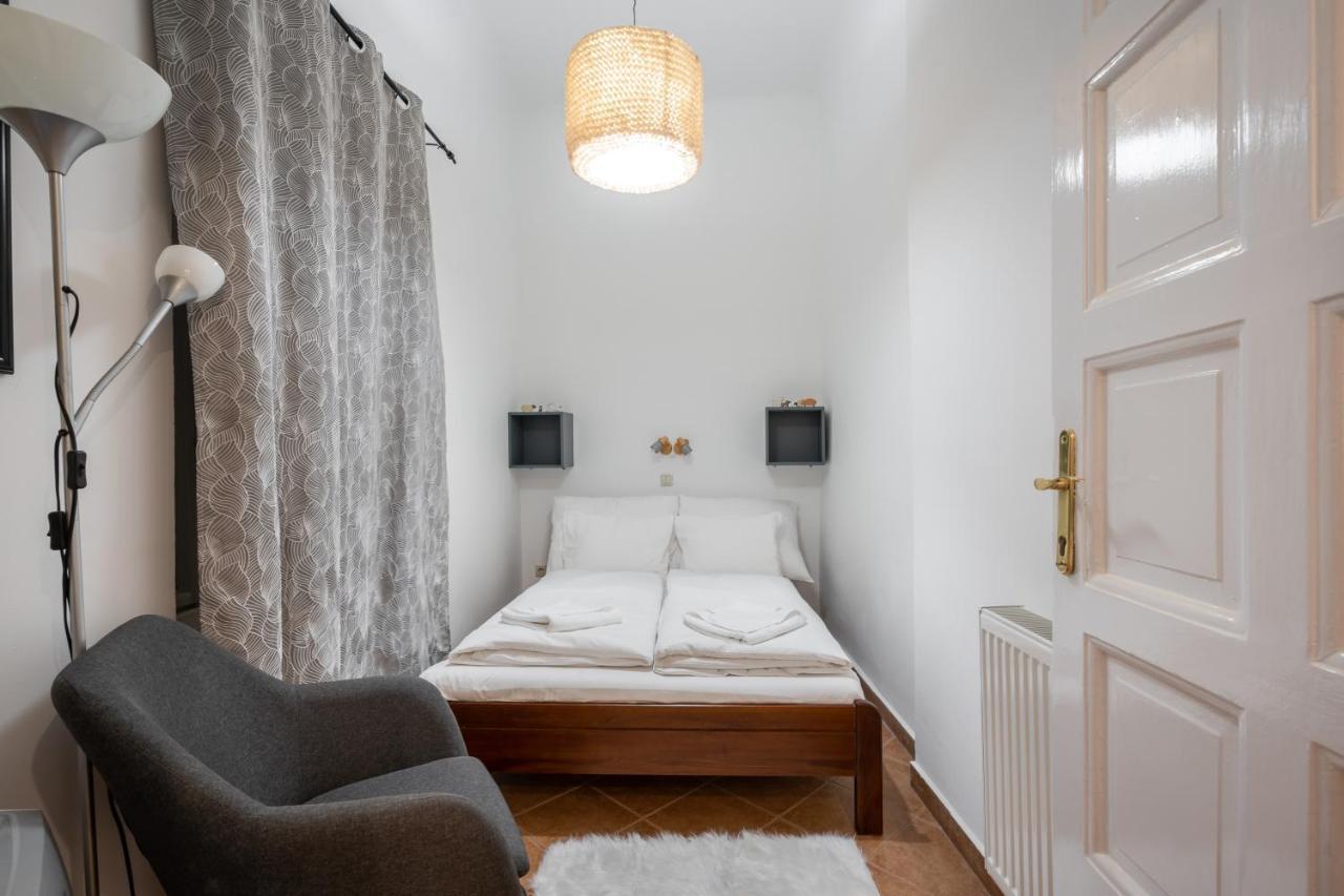 Gellert Mountain Apartment บูดาเปสต์ ภายนอก รูปภาพ