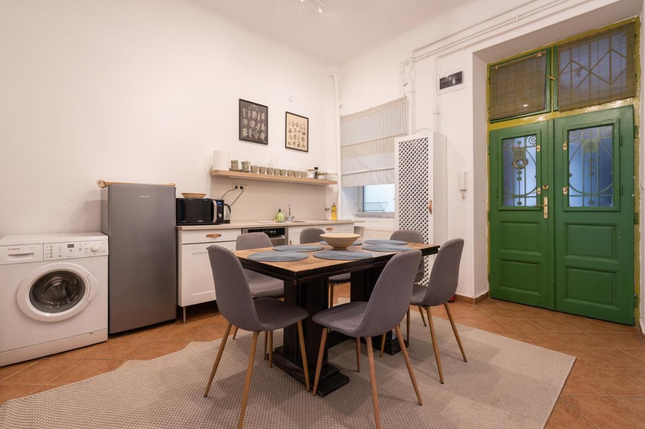 Gellert Mountain Apartment บูดาเปสต์ ภายนอก รูปภาพ